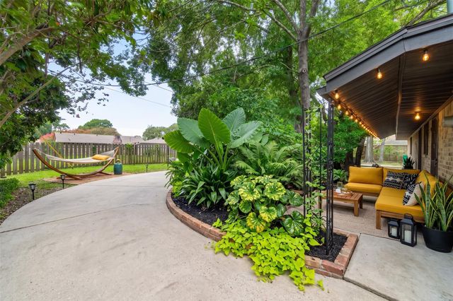 5311 Alba Road, Houston, TX 77091