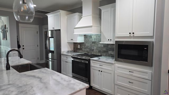 118 Brook Hollow Court, Kathleen, GA 31047