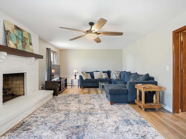 46290 Brentwood Street, Macomb Twp, MI 48042