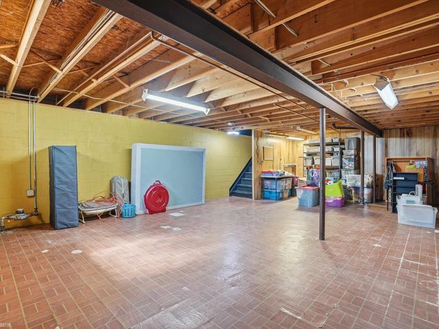 46290 Brentwood Street, Macomb Twp, MI 48042