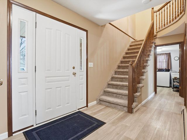 46290 Brentwood Street, Macomb Twp, MI 48042