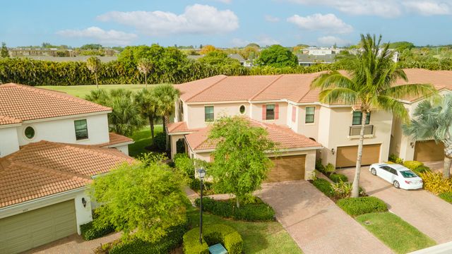 9941 Brickhill Drive, Boca Raton, FL 33428