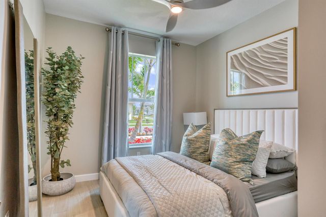 5696 Spacious Skies Way, Delray Beach, FL 33484