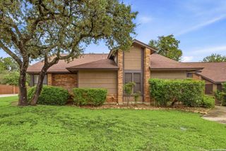 9304 Dover Rdg, San Antonio, TX 78250
