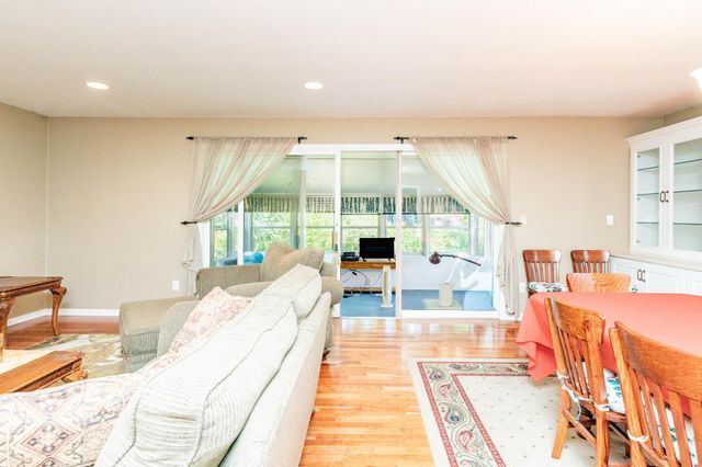 2474 W Country Club Drive S, Fargo, ND 58103