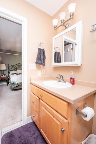 2474 W Country Club Drive S, Fargo, ND 58103