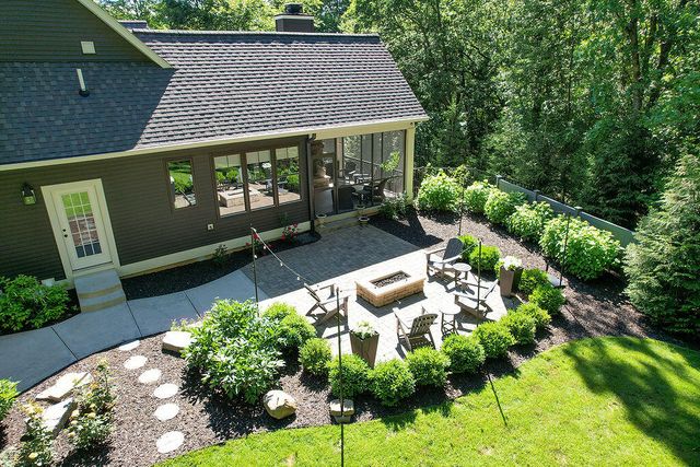 547 Roundtree Drive, Ada, MI 49301