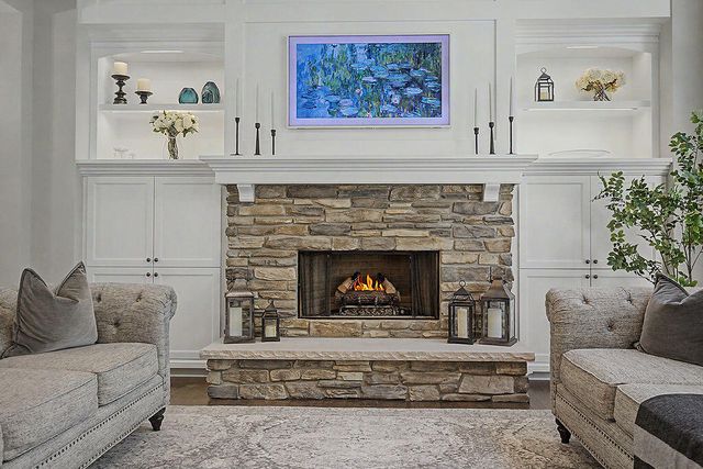 547 Roundtree Drive, Ada, MI 49301