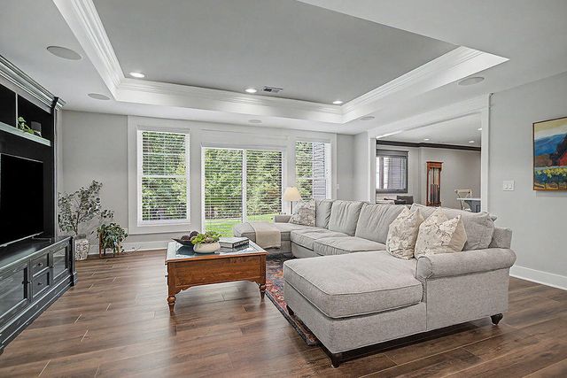 547 Roundtree Drive, Ada, MI 49301