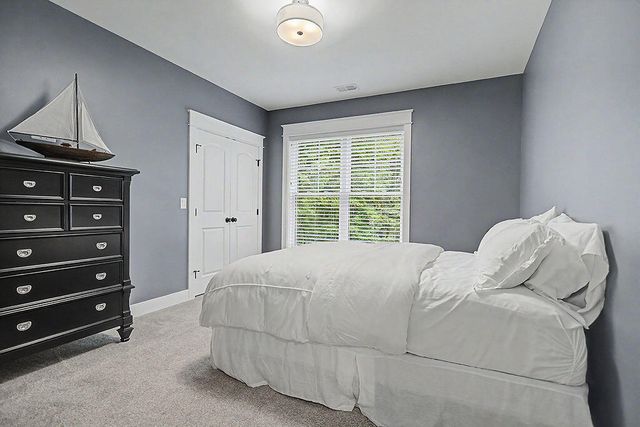 547 Roundtree Drive, Ada, MI 49301