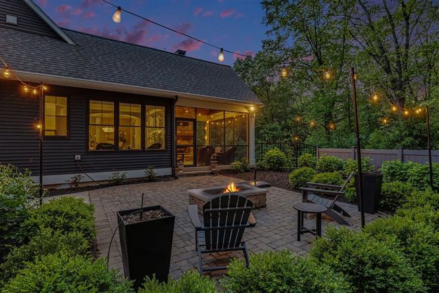 547 Roundtree Drive, Ada, MI 49301