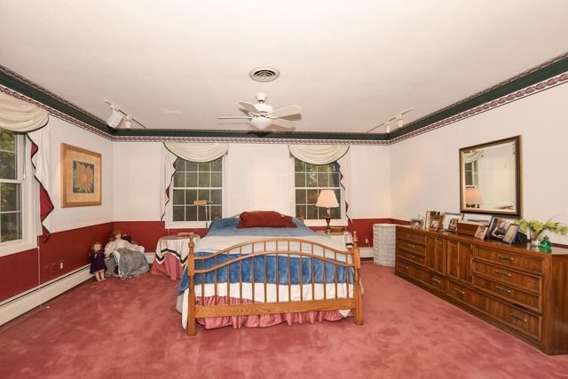 W286S4684 Woods ROAD, Waukesha, WI 53189