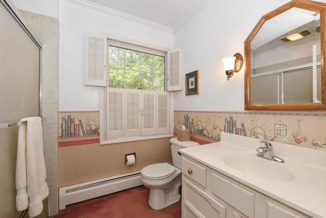 W286S4684 Woods ROAD, Waukesha, WI 53189