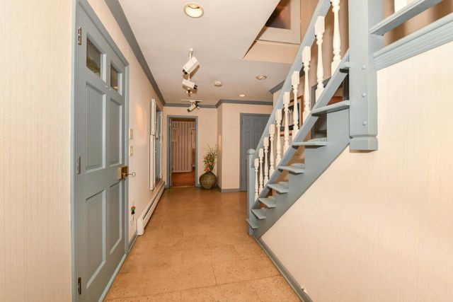 W286S4684 Woods ROAD, Waukesha, WI 53189