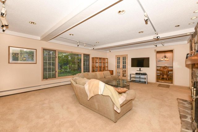 W286S4684 Woods ROAD, Waukesha, WI 53189