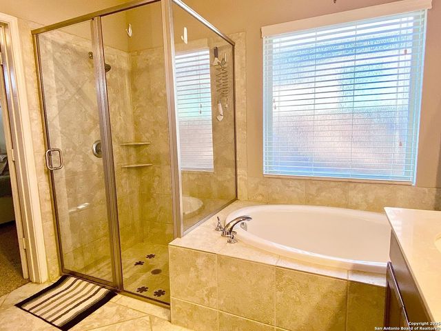 8714 White Crown, San Antonio, TX 78254