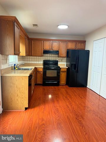 3975 WINTERGREEN PL, Waldorf, MD 20602