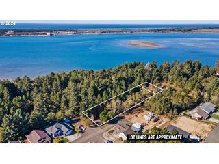 0 Seagate Ave, Coos Bay, OR 97420