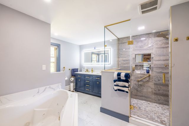 6 Hillcrest Rd, Beverly, MA 01915