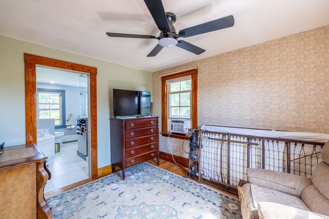 6 Hillcrest Rd, Beverly, MA 01915