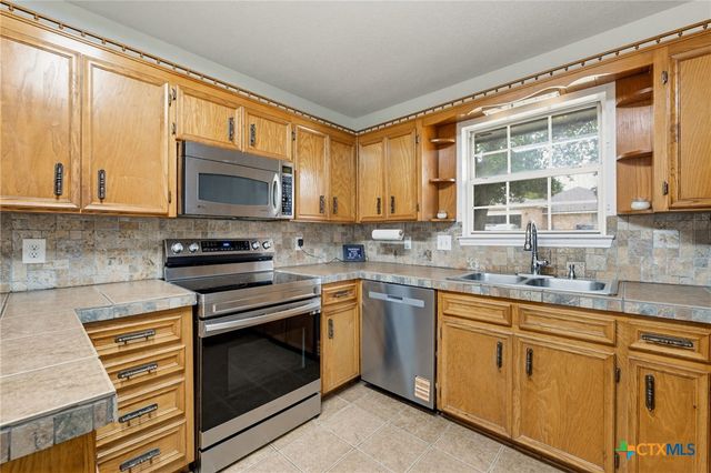 810 Courtney Lane, Copperas Cove, TX 76522