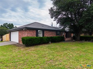 810 Courtney Lane, Copperas Cove, TX 76522