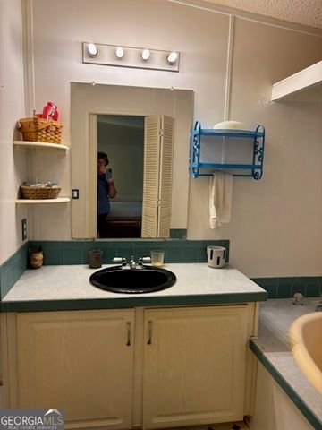 5802 River Trail, Blackshear, GA 31516