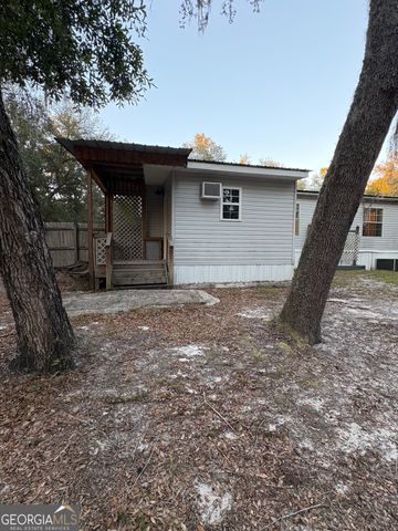 5802 River Trail, Blackshear, GA 31516