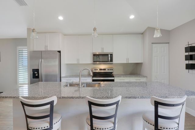 3121 Pinewood Avenue, West Palm Beach, FL 33407