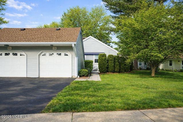 71 Patrick Henry Square A, Freehold, NJ 07728