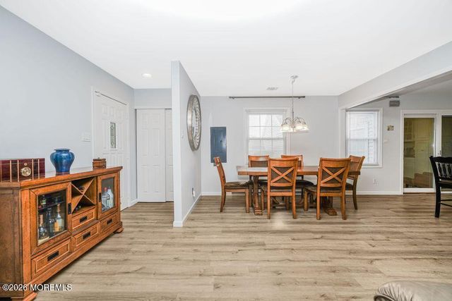 71 Patrick Henry Square A, Freehold, NJ 07728