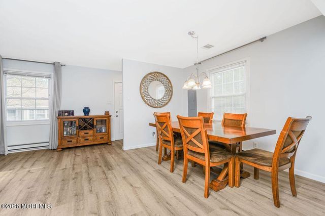 71 Patrick Henry Square A, Freehold, NJ 07728