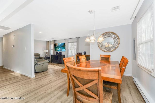 71 Patrick Henry Square A, Freehold, NJ 07728