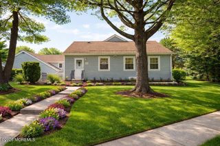 71 Patrick Henry Square A, Freehold, NJ 07728