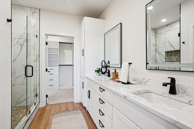 18866 Silo Court, Shafer, MN 55074