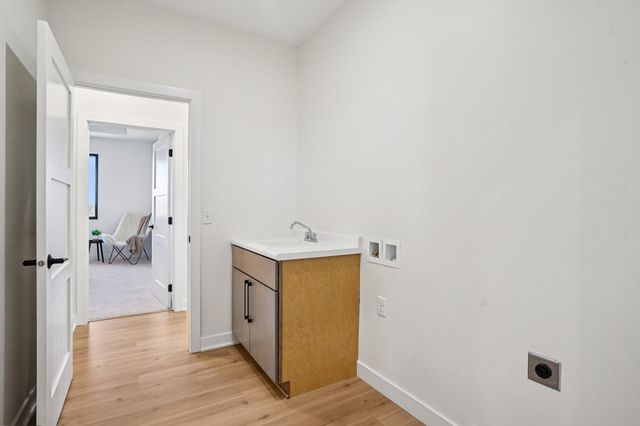 18866 Silo Court, Shafer, MN 55074