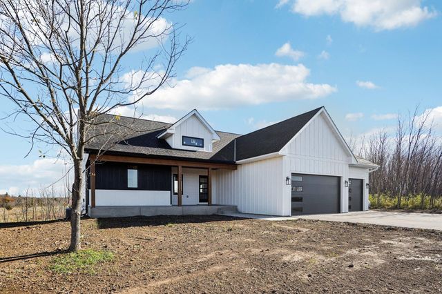 18866 Silo Court, Shafer, MN 55074