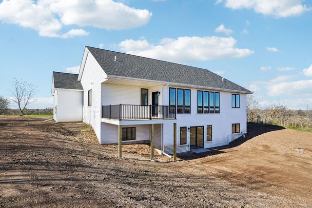 18866 Silo Court, Shafer, MN 55074