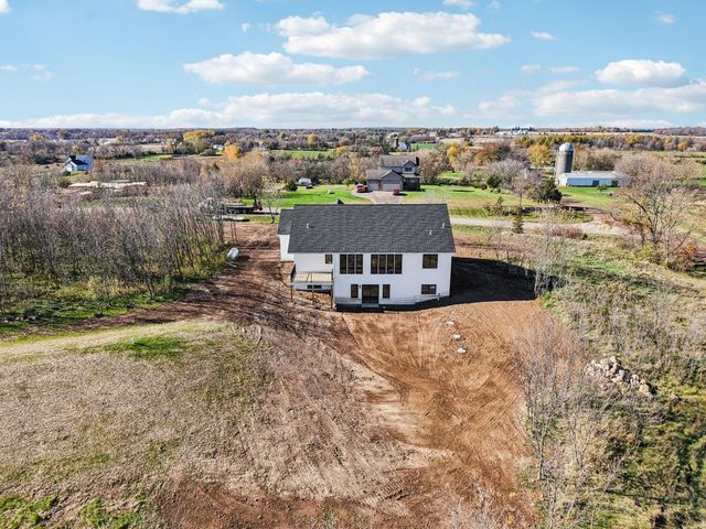 18866 Silo Court, Shafer, MN 55074