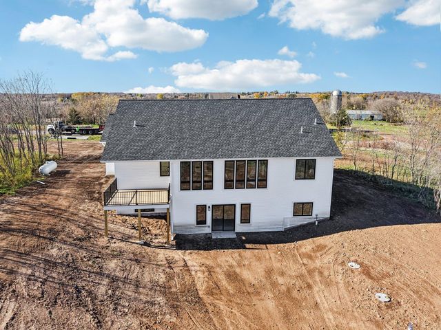 18866 Silo Court, Shafer, MN 55074