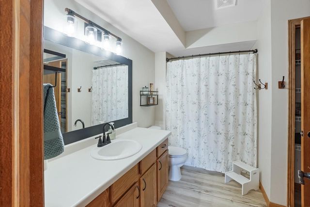 W2408 Julianne STREET, Oconomowoc, WI 53066