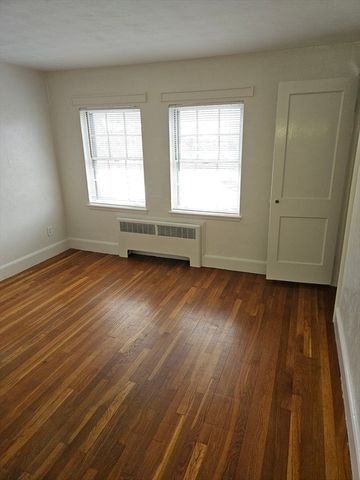 24 Aldrich 2, Watertown, MA 02472