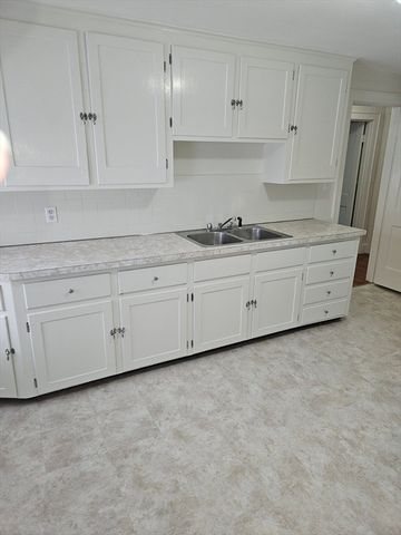 24 Aldrich 2, Watertown, MA 02472