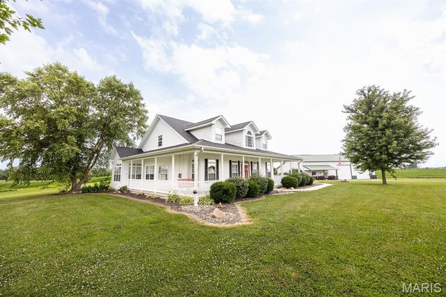 14218 Schuster Road, Pocahontas, IL 62275