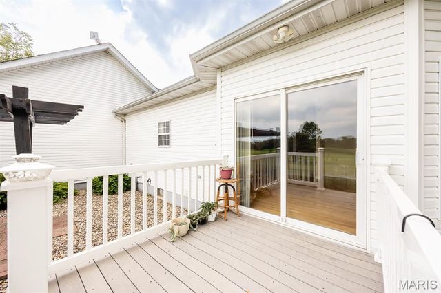 14218 Schuster Road, Pocahontas, IL 62275