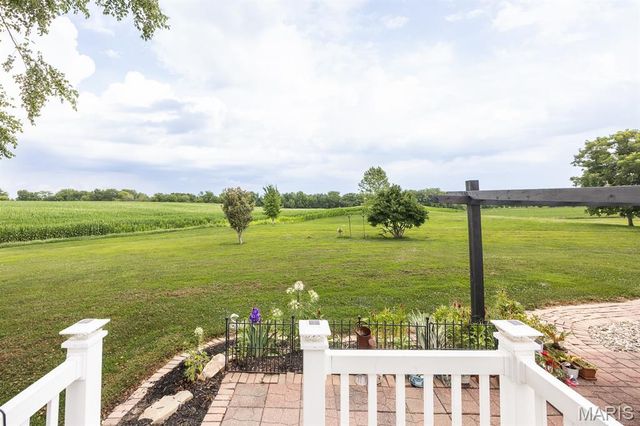 14218 Schuster Road, Pocahontas, IL 62275