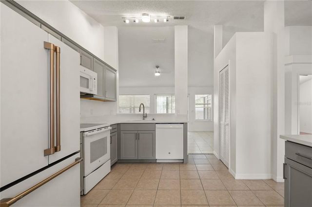 5160 WOOD RIDGE COURT, Ocoee, FL 34761