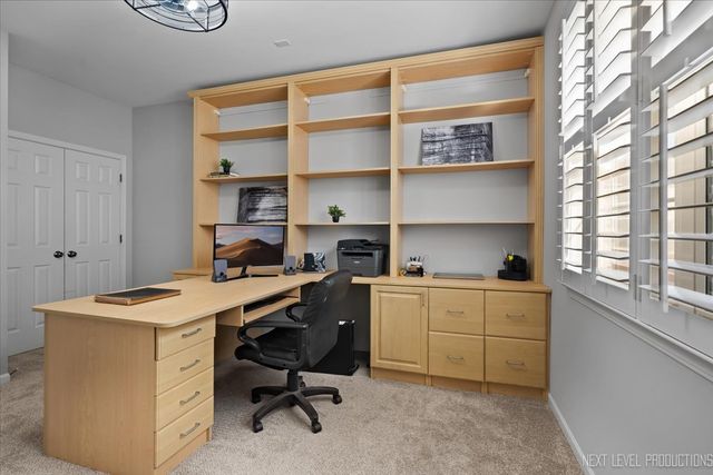 3520 Timber Creek Lane, Naperville, IL 60565