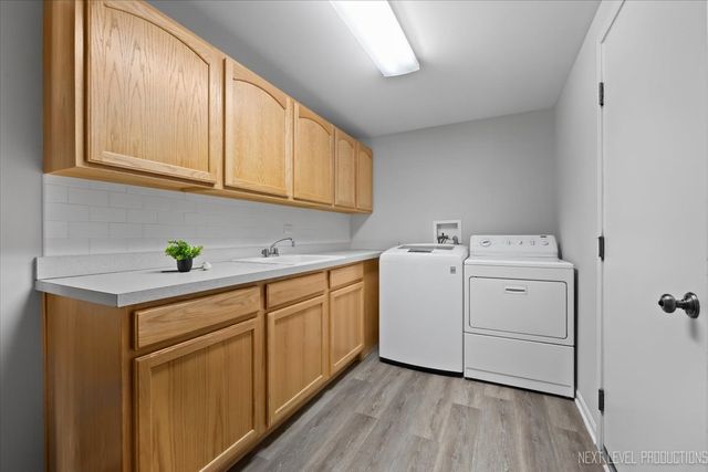 3520 Timber Creek Lane, Naperville, IL 60565