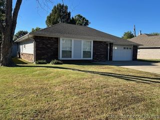 308 Roosevelt Avenue, Wagoner, OK 74467